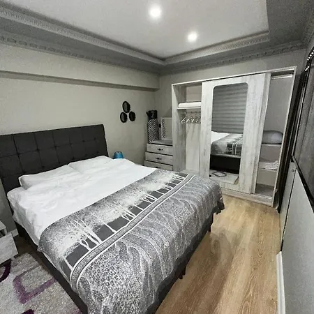 Uec Kapilarda Muhtesem 1+1 * Antalya